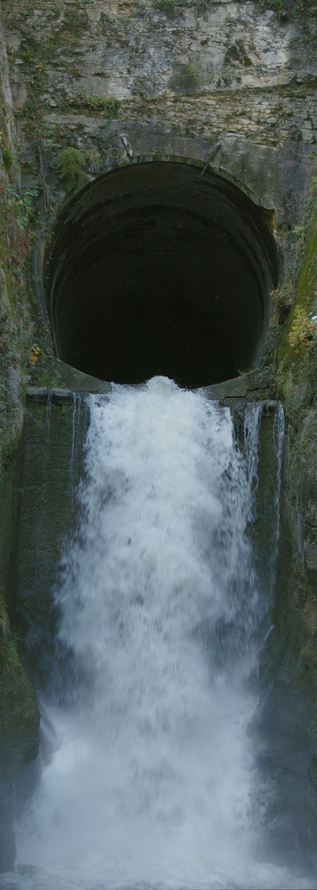 La chute de Serrière I