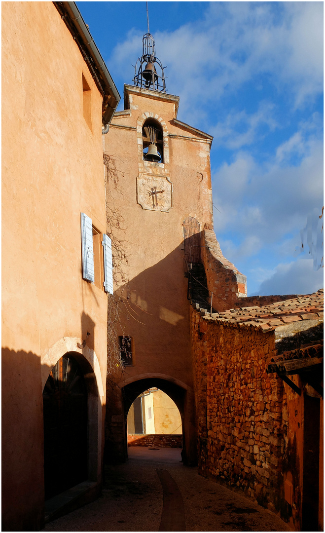 La cloche et l'horloge