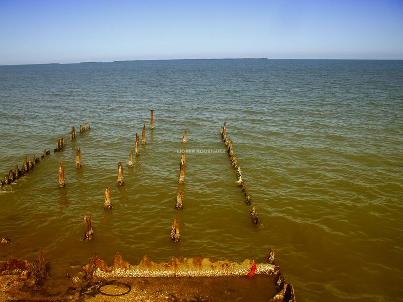 La costa enrojecida