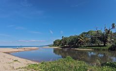 La côte à Poindimié, Est de la Nouvelle-Calédonie 