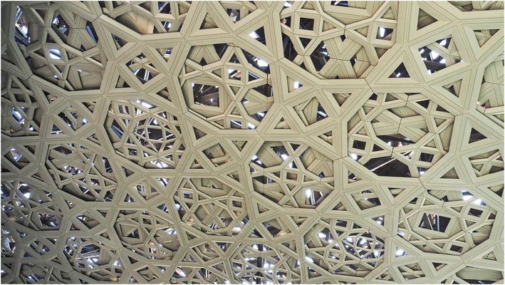  La coupole du Louvre Abu Dhabi