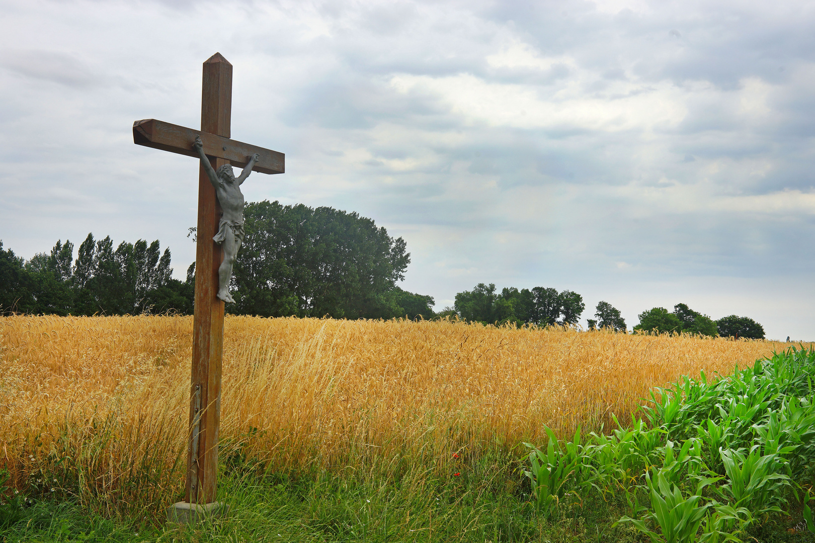 la croix en campagne