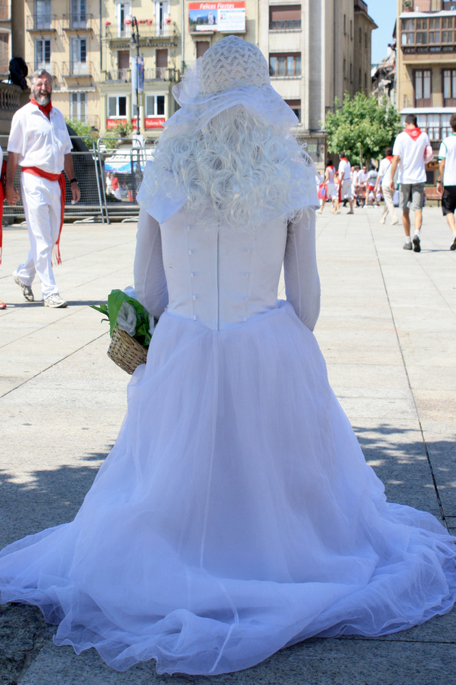 la dama blanca de san fermin