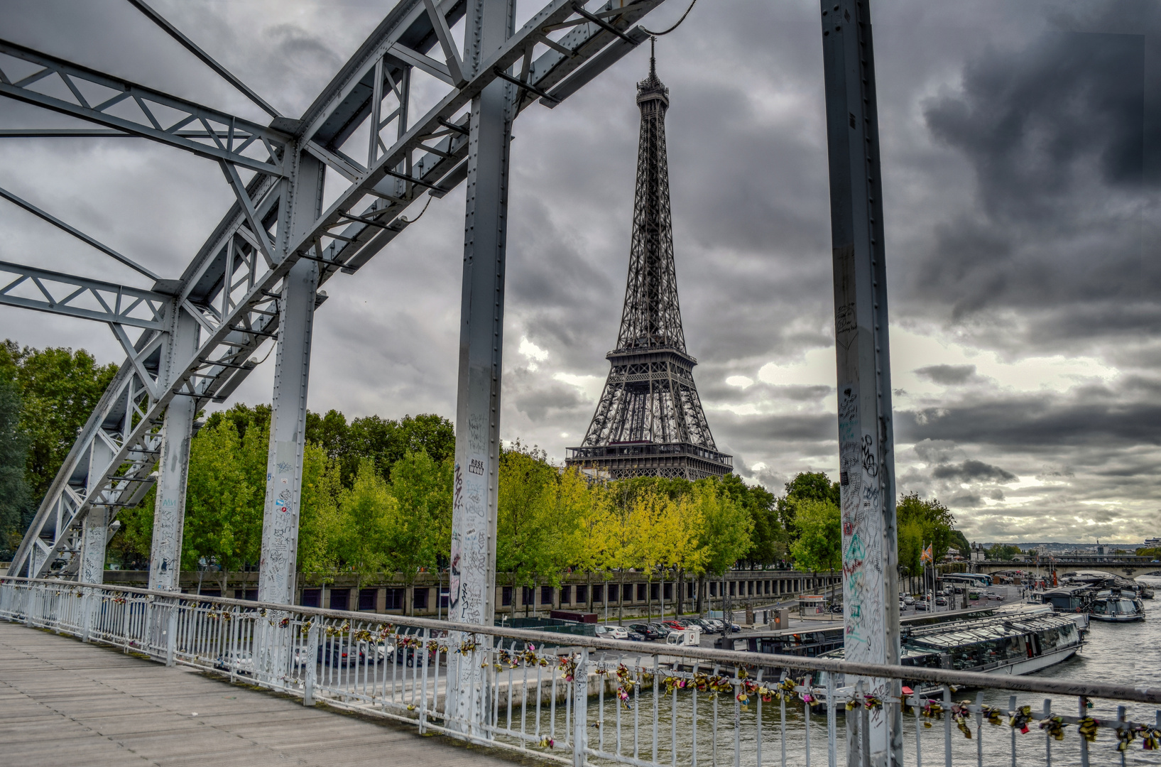 La Dame de Fer vue de la Passerelle Debilly - Paris