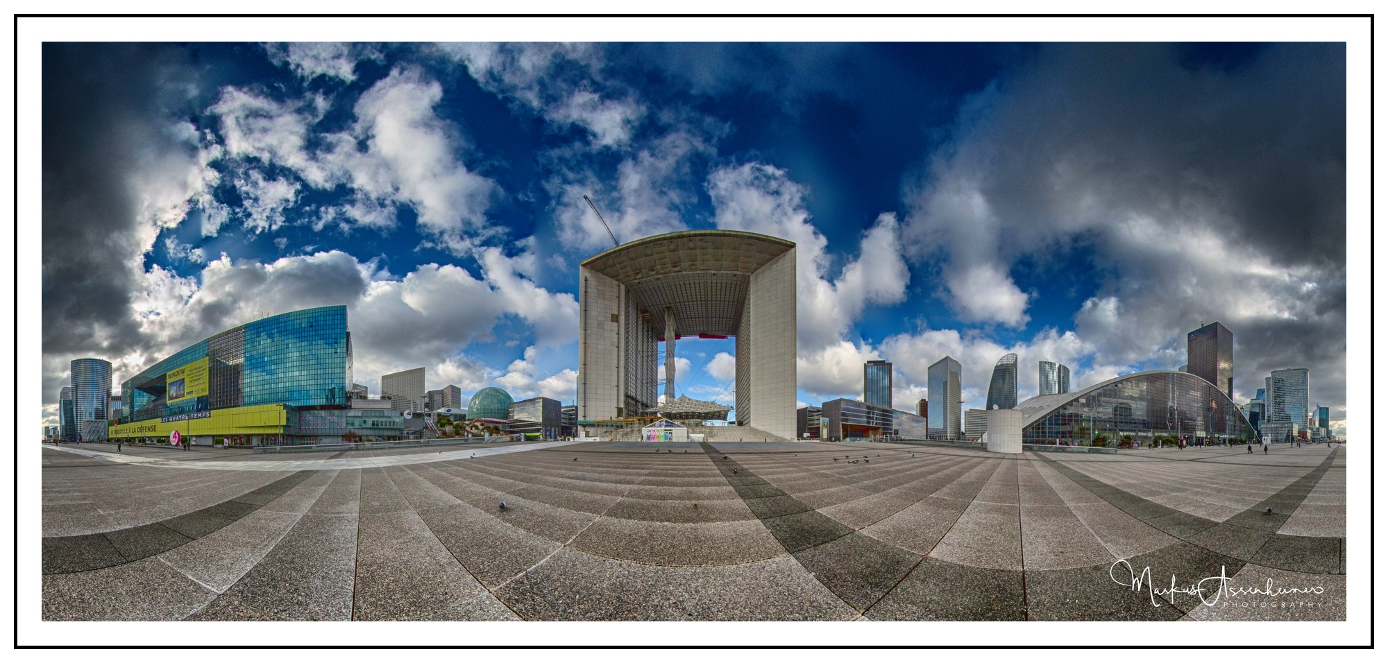 La Defence  Panorama