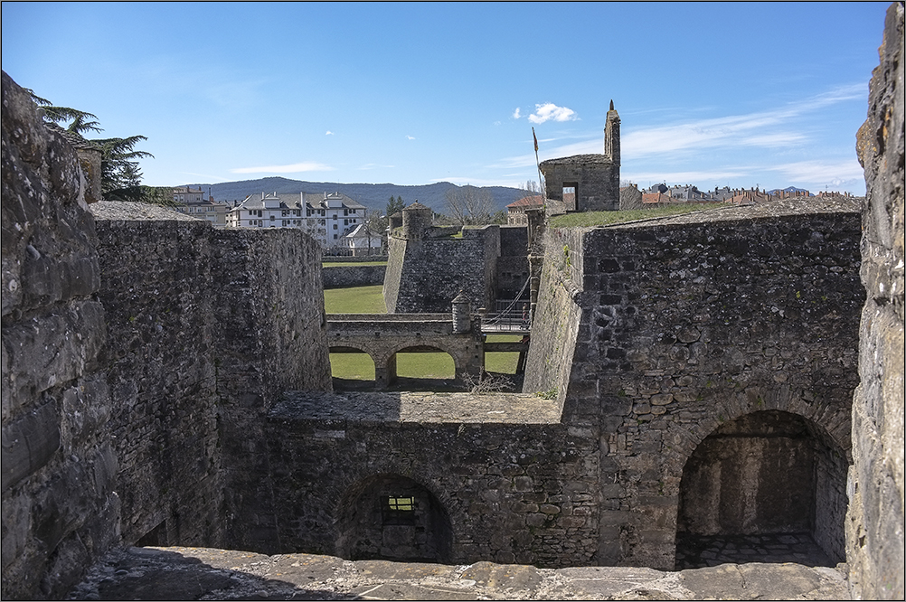 La defensa de la entrada - Ciudadela de Jaca