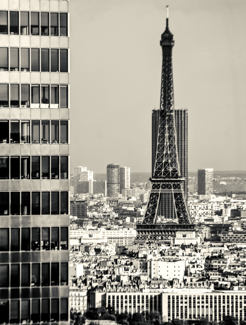 La Défense .-. eiffel.-. Turm Montparnasse 