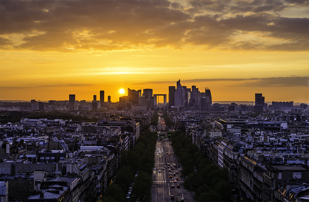 La Défense on Sunrise