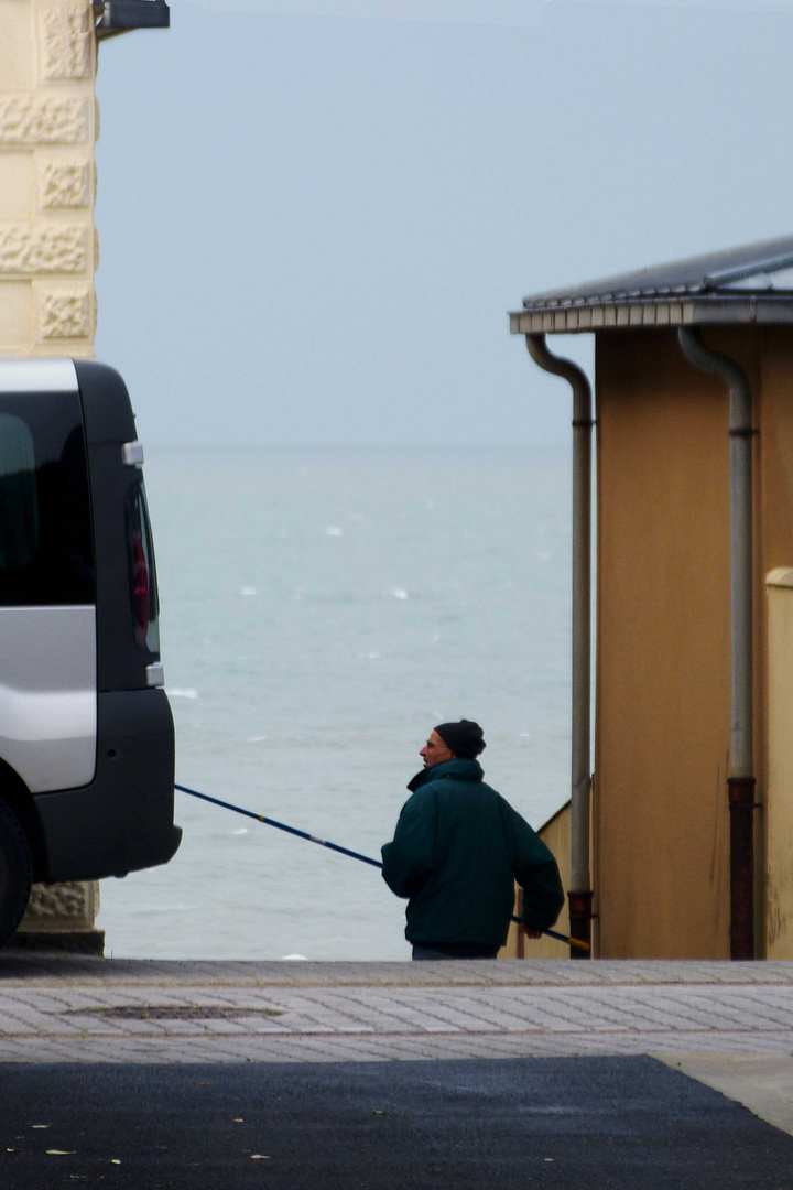 la dernière marche avant la mer