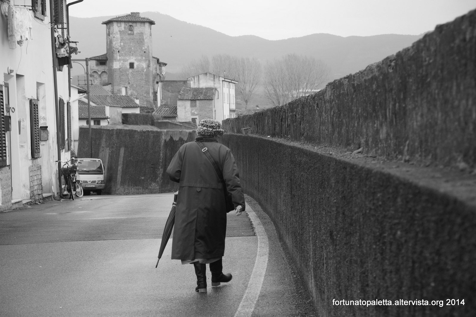 La domenica andando alla messa