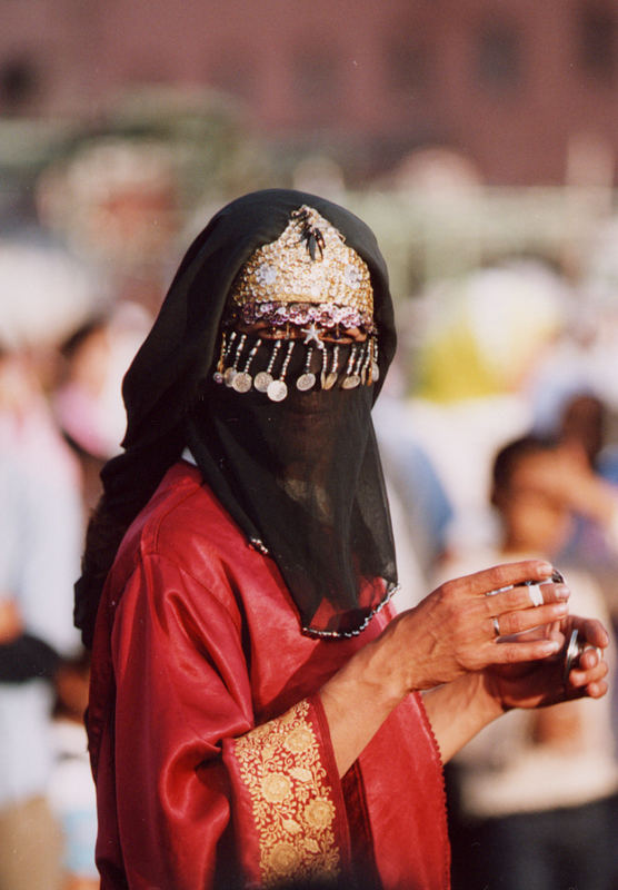 La donna di Place Jemaa el-Fna