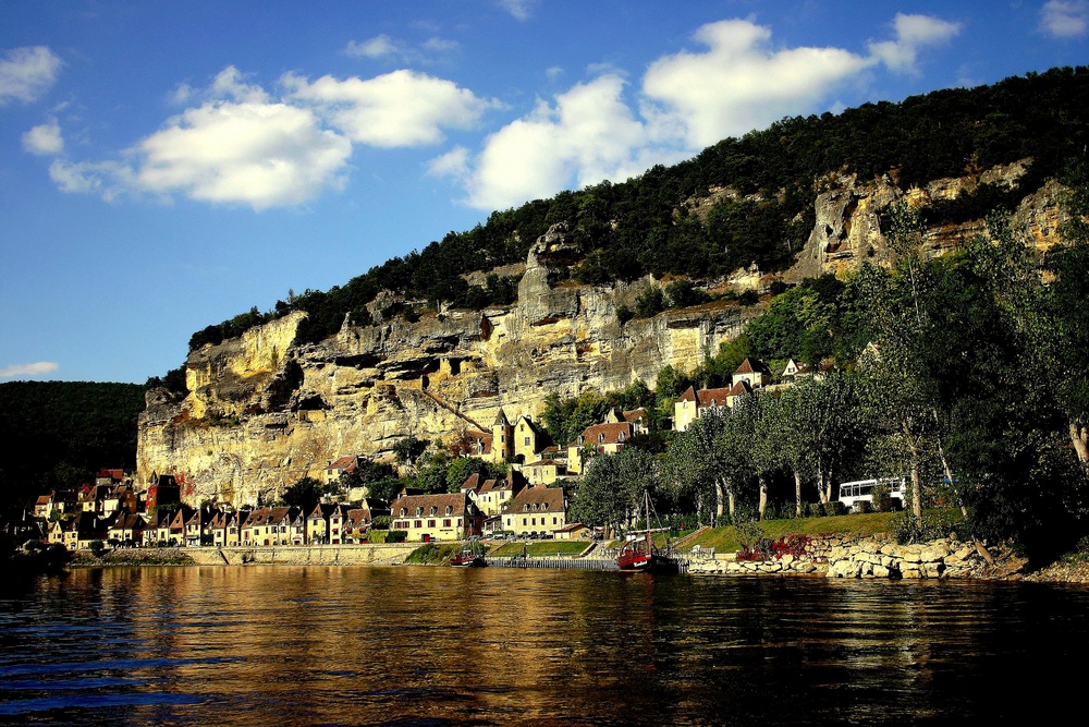 LA DORDOGNE ET SES MERVEILLES