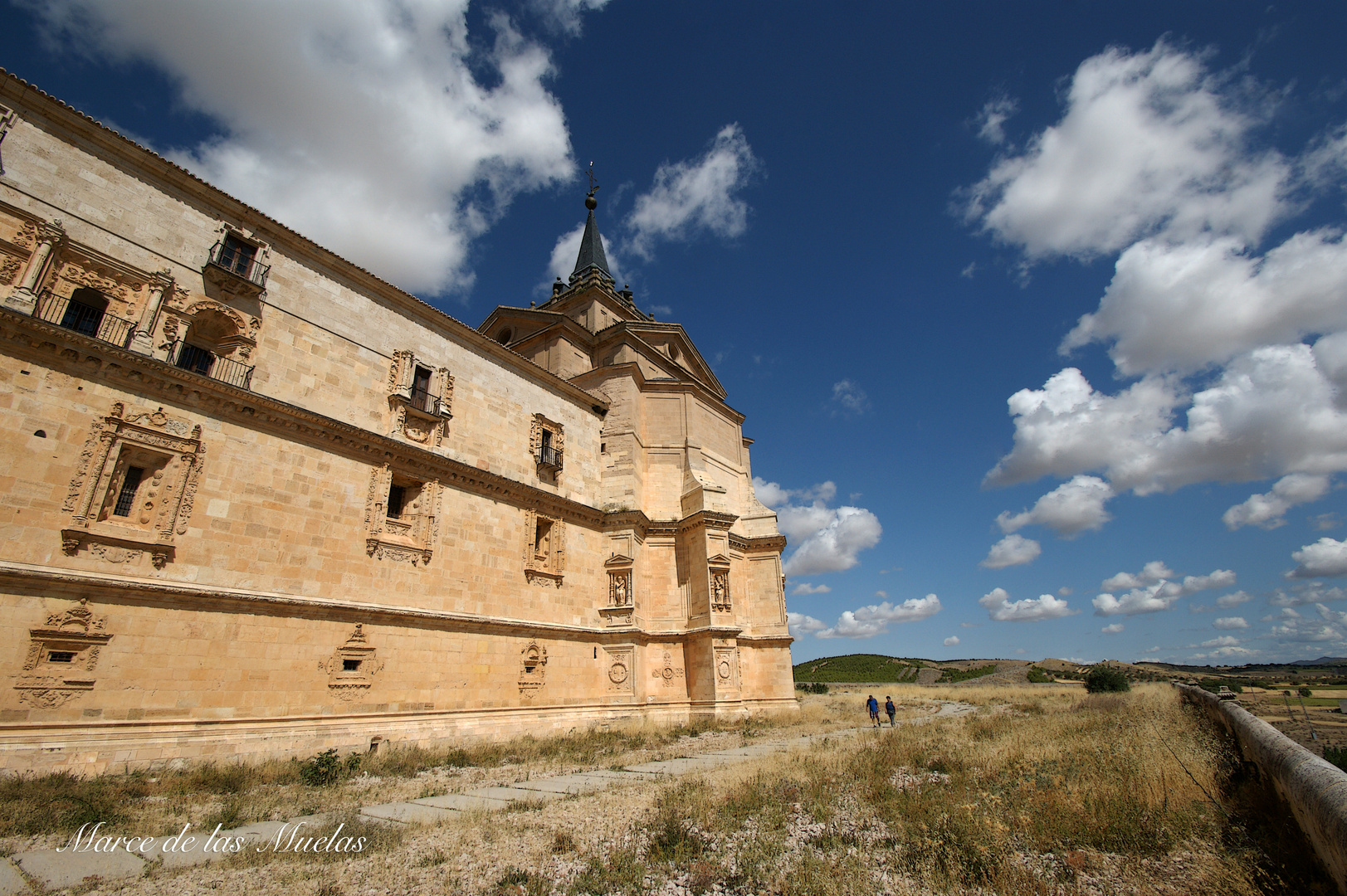 ...la esquina del Monasterio...