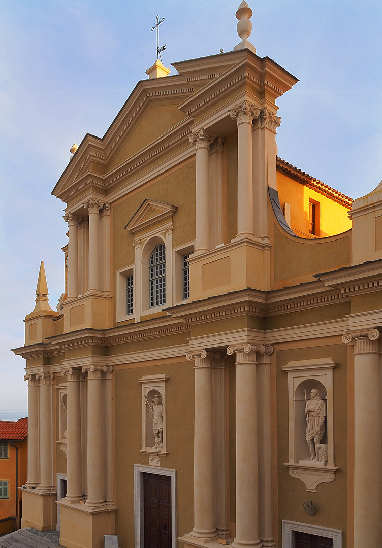 La façade de la Basilique Saint-Michel