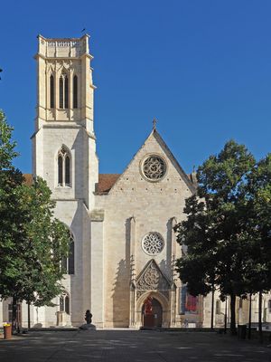 La façade sud et le clocher