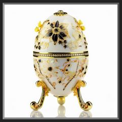 À la Fabergé