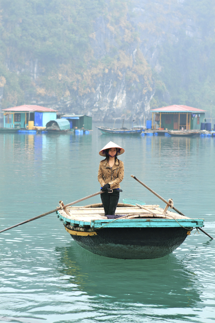 La "Fashion Lady" de la baie d'halong