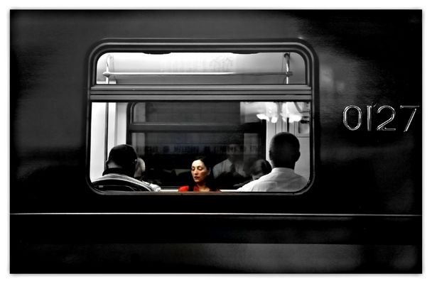 La Femme en Rouge...........