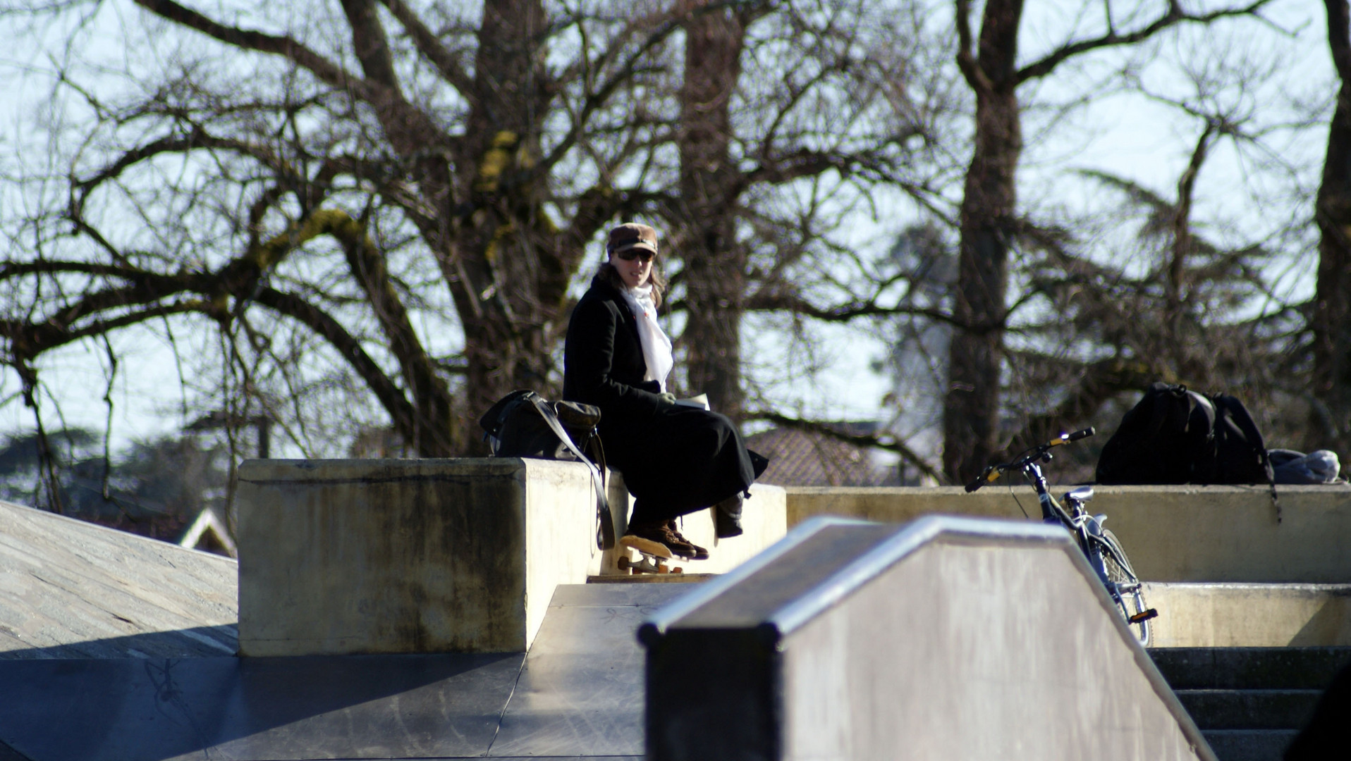 la fille du skate parc