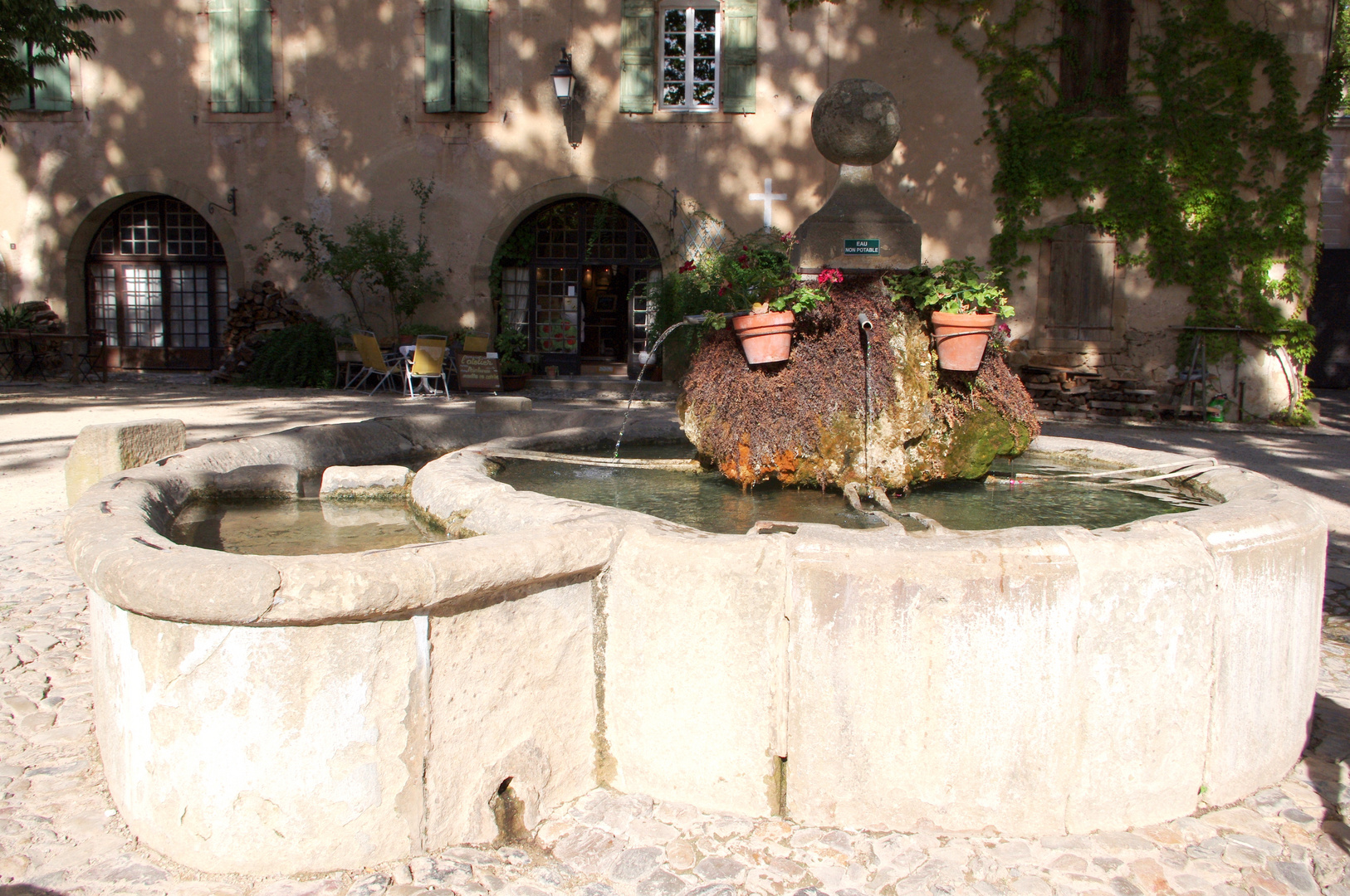 La fontaine ....