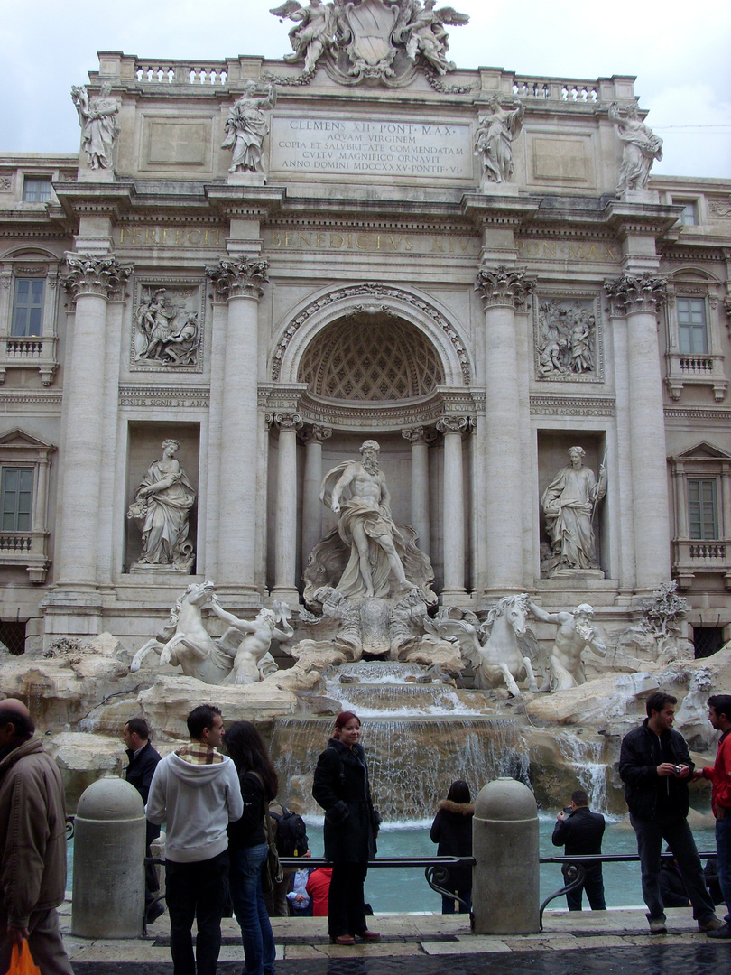 la fontaine de Trevi