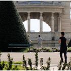 La fontaine, le palais, et les jeux