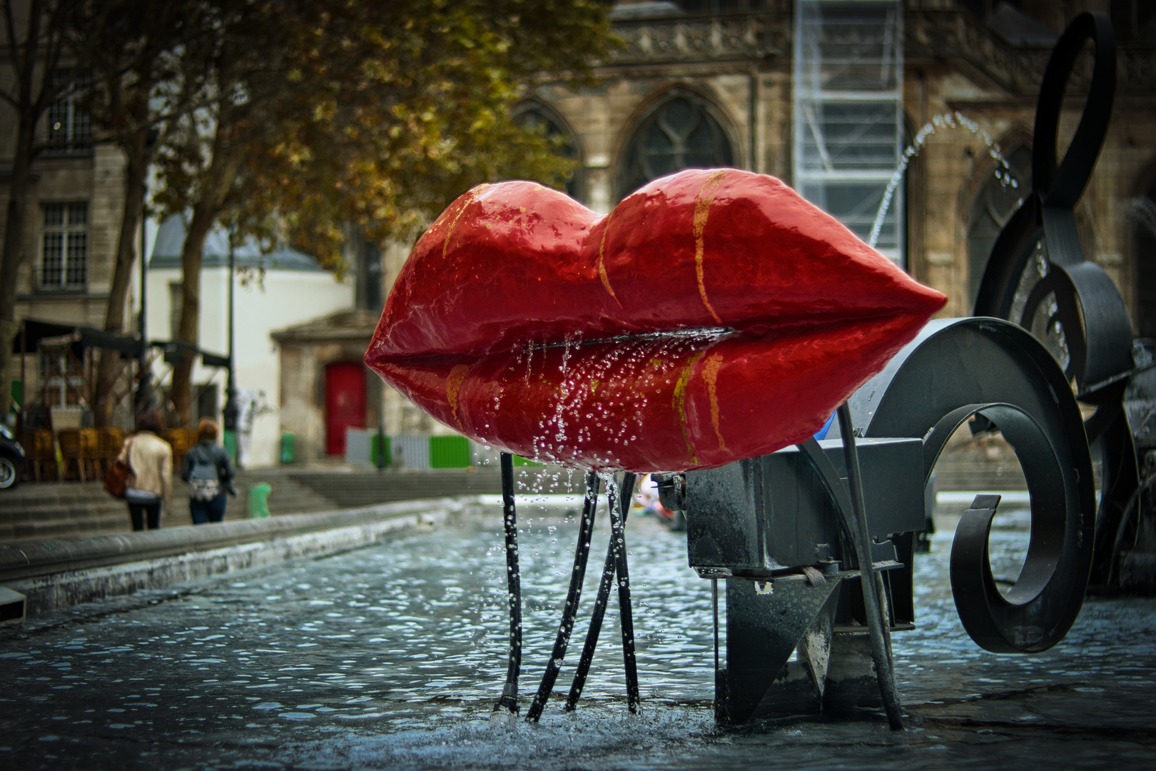 La fontaine Stravinsky, ou la fontaine des Automates (l'amour)