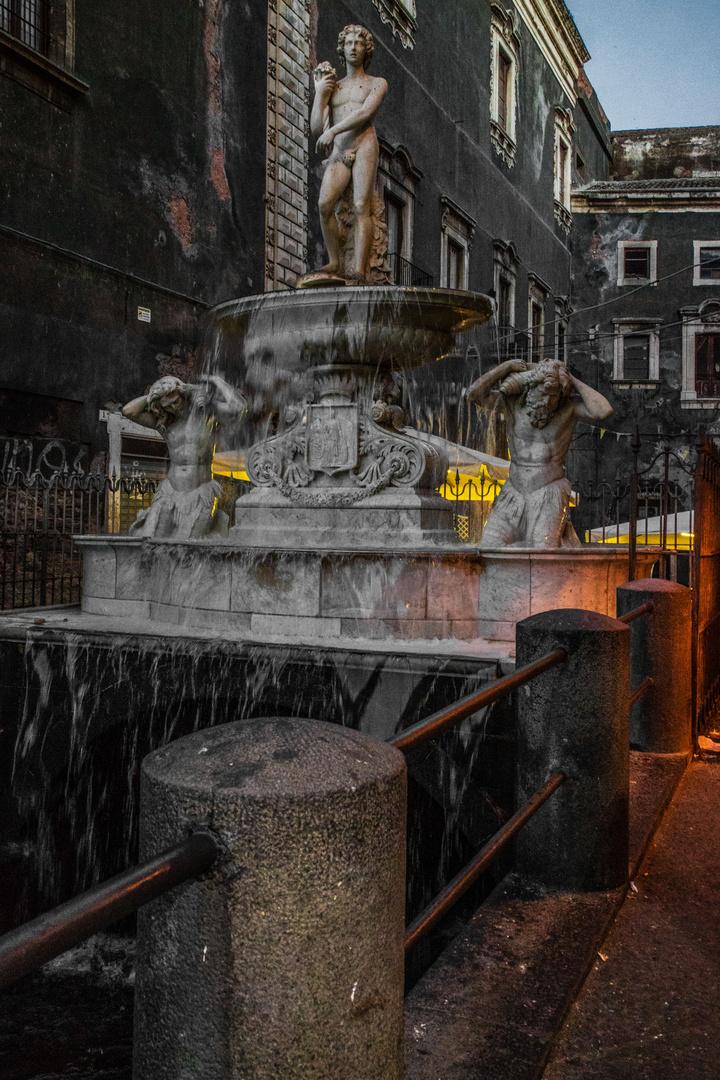 La Fontana dell Amenano, Catania photo et image | italy, sicilia Images