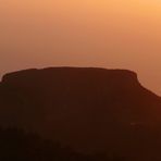 La Fortalezza - gestern abend vom Garajonay aus im Abendlicht (gegenlicht)