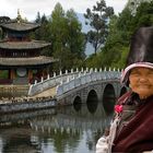 la gardienne de la pagode de Lijiang
