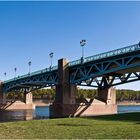 La Garonne sous le Pont Saint-Pierre à Toulouse  