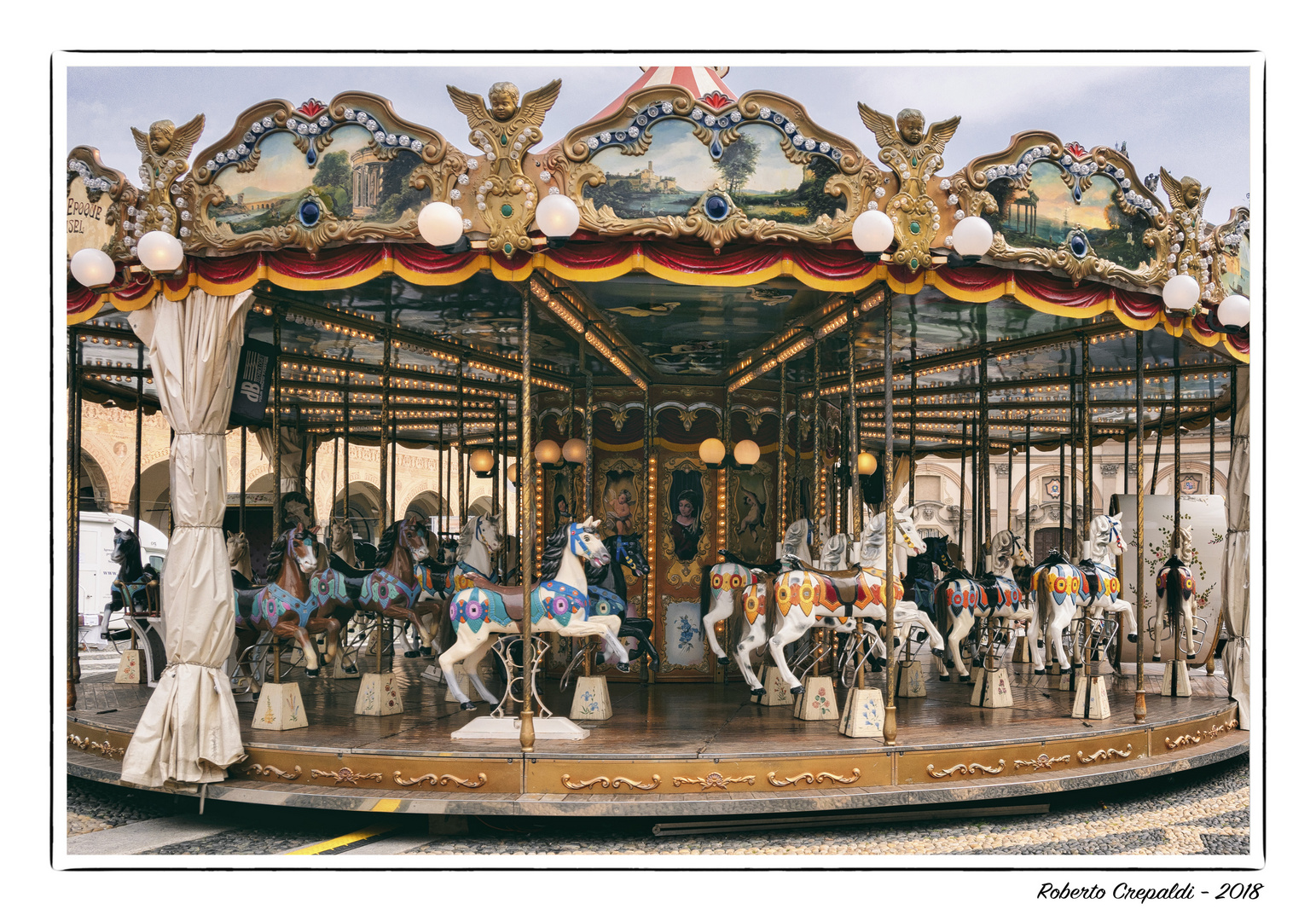 La giostra Foto Immagini spettacolo, architetture, feste e folclore