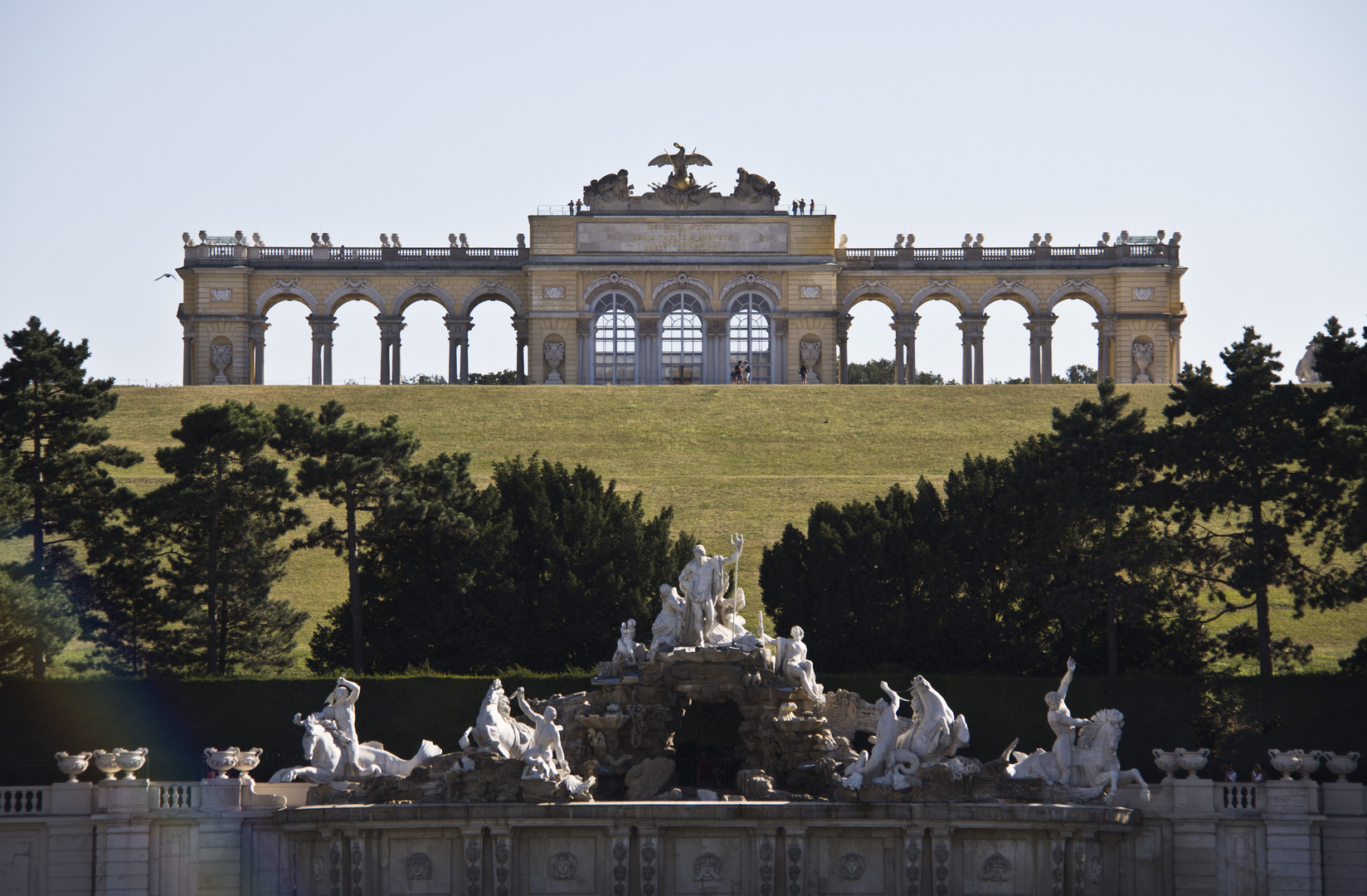 La Gloriette et la fontaine du Château de Schönbrunn à Vienne