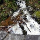 la goutte d'eau qui fait débordé la cascade ! (vosges/jura) cascade 