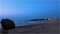 La Grande Plage à l’heure bleue