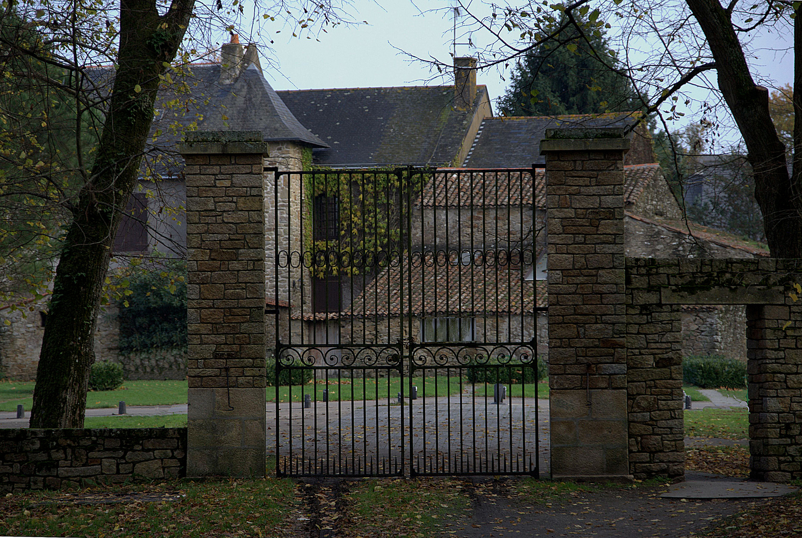 La grille du parc