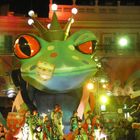 La grosse grenouille du carnaval