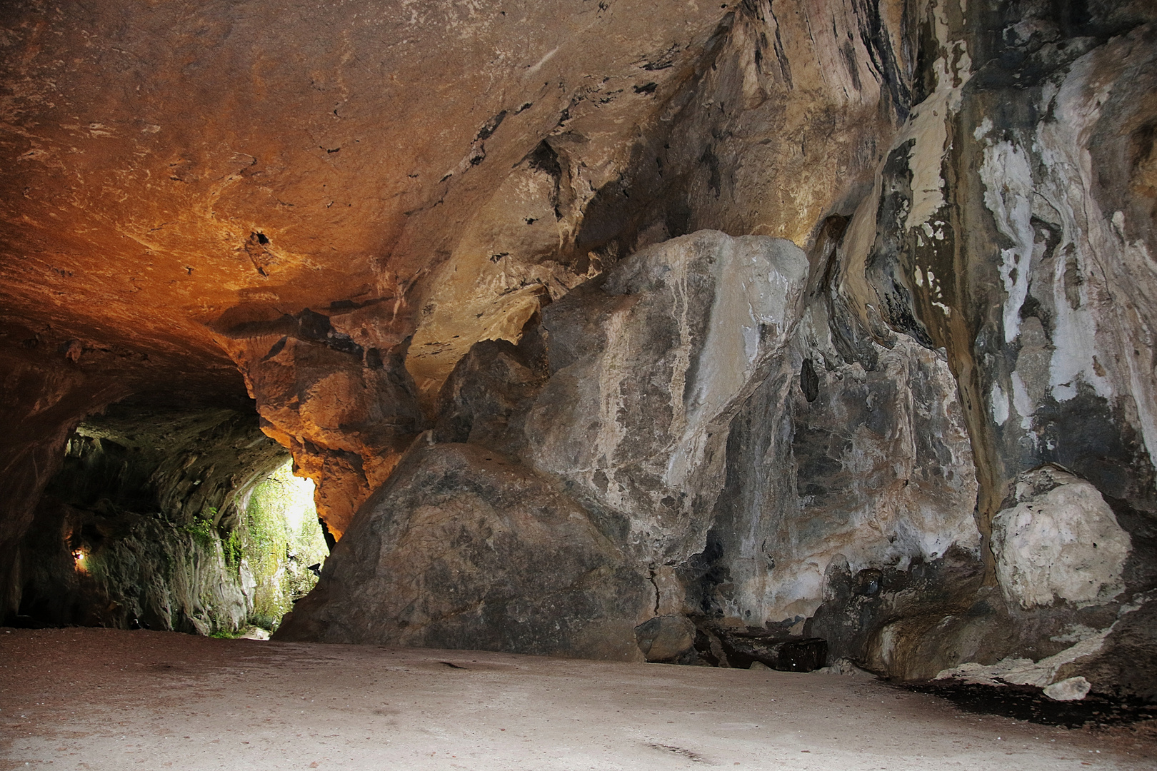 la grotte des sorcières !