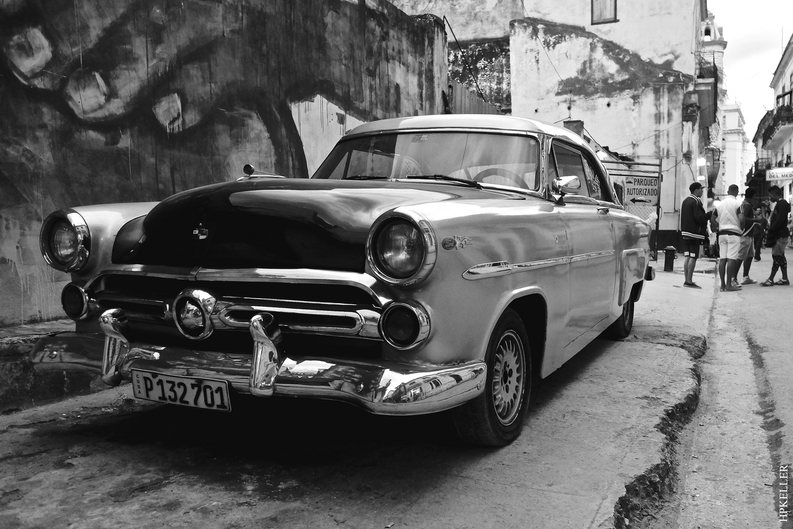 La Habana XII, ...splendor and decay in the old town.