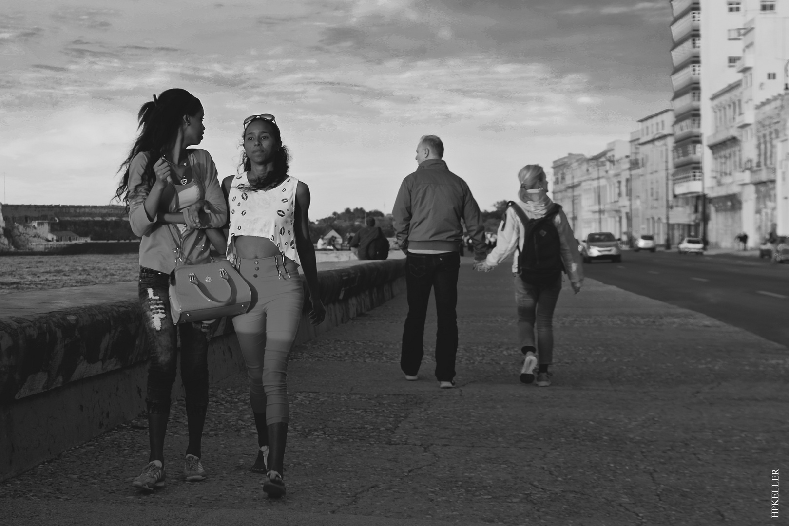 La Habana XXV, ...Love Servants on the Malecon.