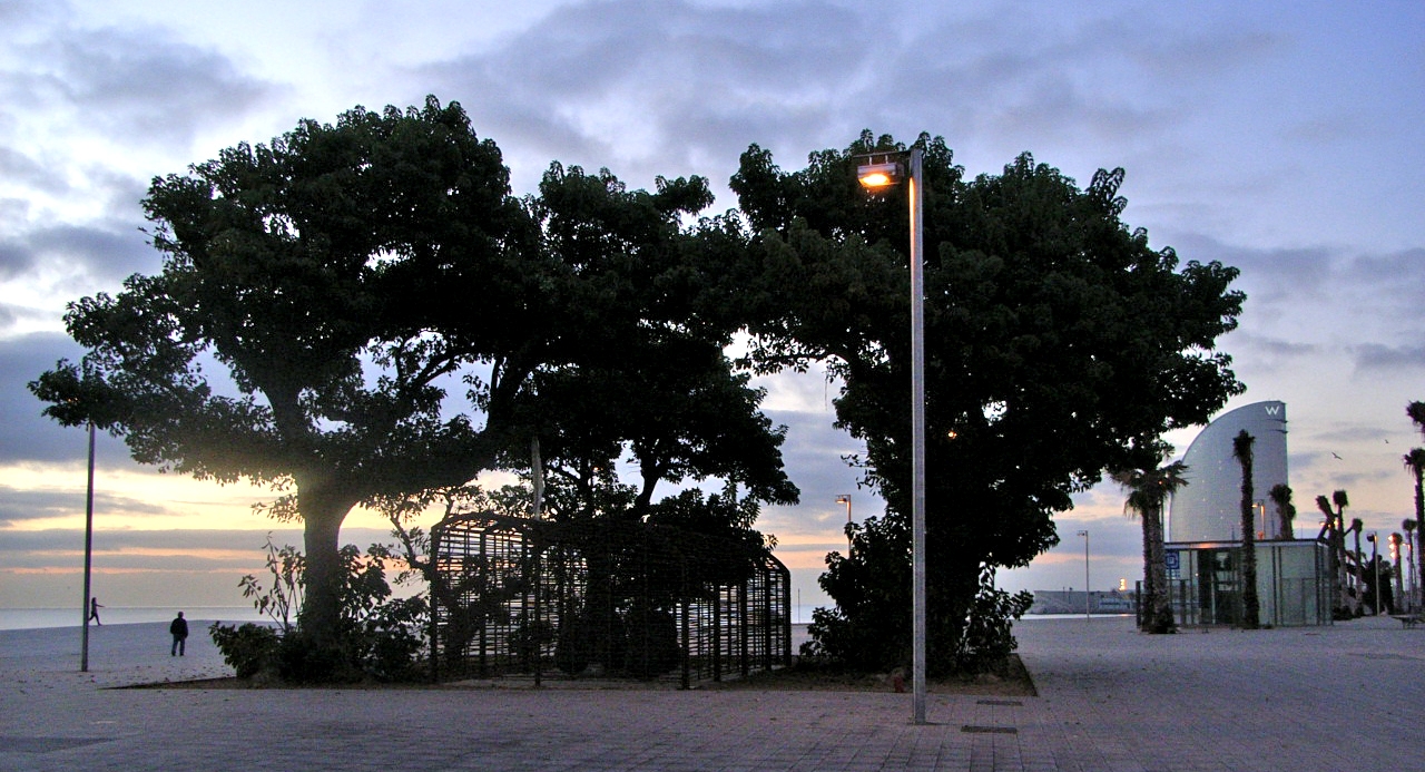 La Habitacion que siempre llueve _ Barcelona