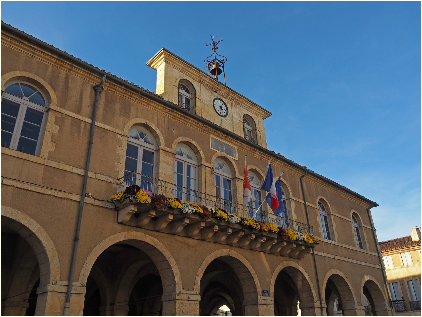 La Halle - Hôtel de ville de Fleurance (Gers)