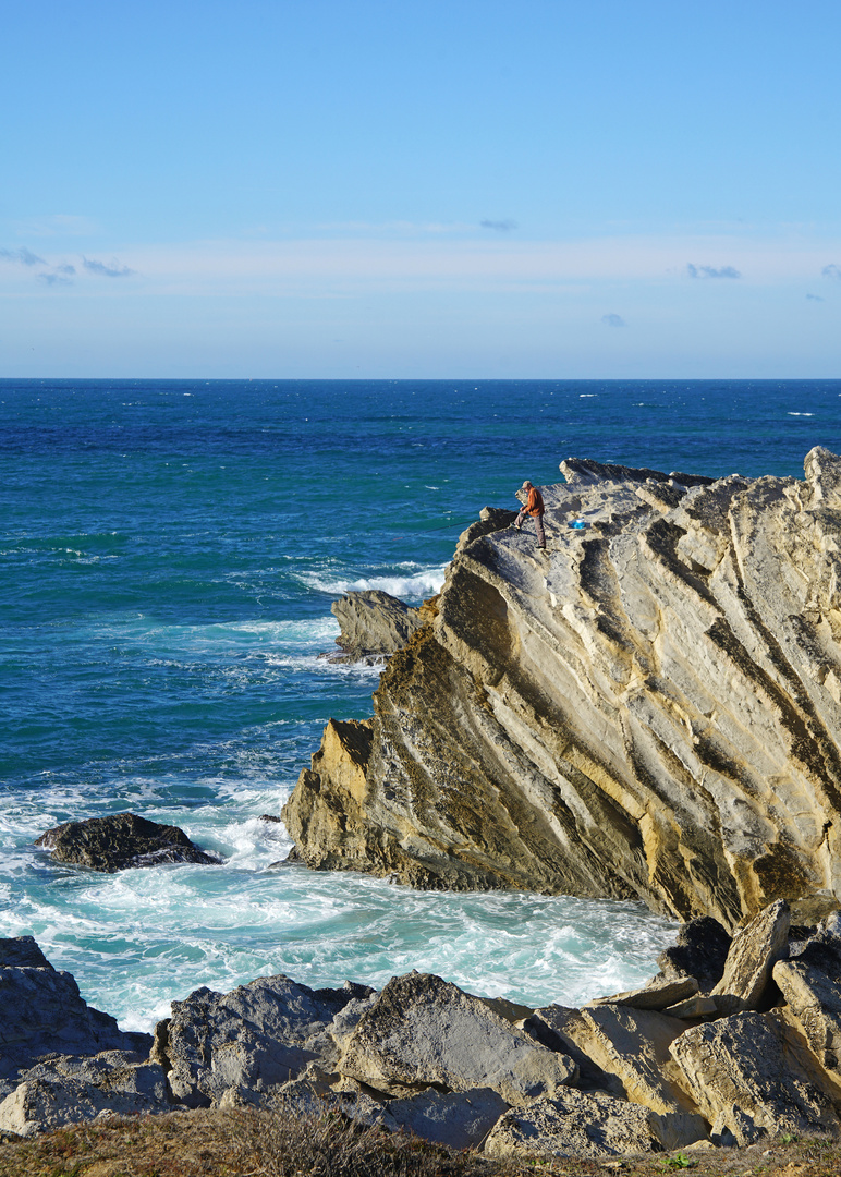 Là haut sur les falaises... le pêcheur