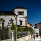 La hora azul en el ensanche de Santiago