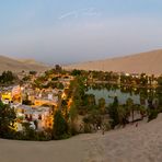 La Huacachina al anochecer