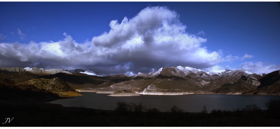 .."la isla de los conejos "..(Barrios de Luna)