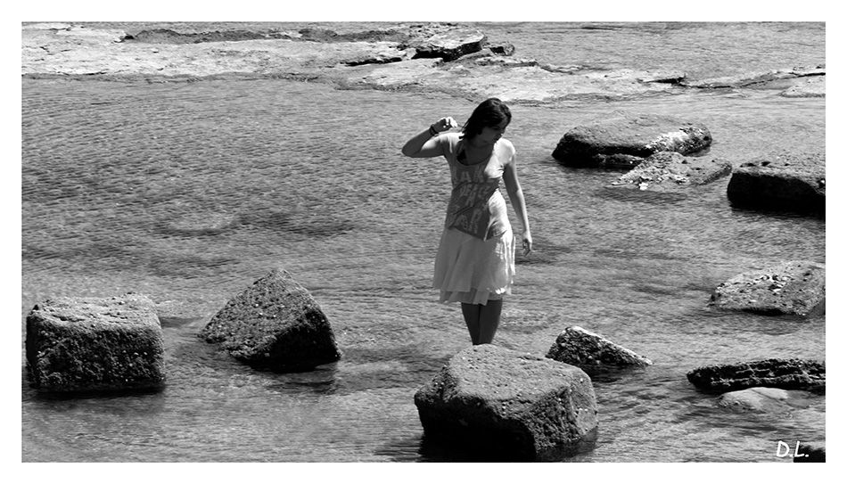 ...La jeune fille et la mer...