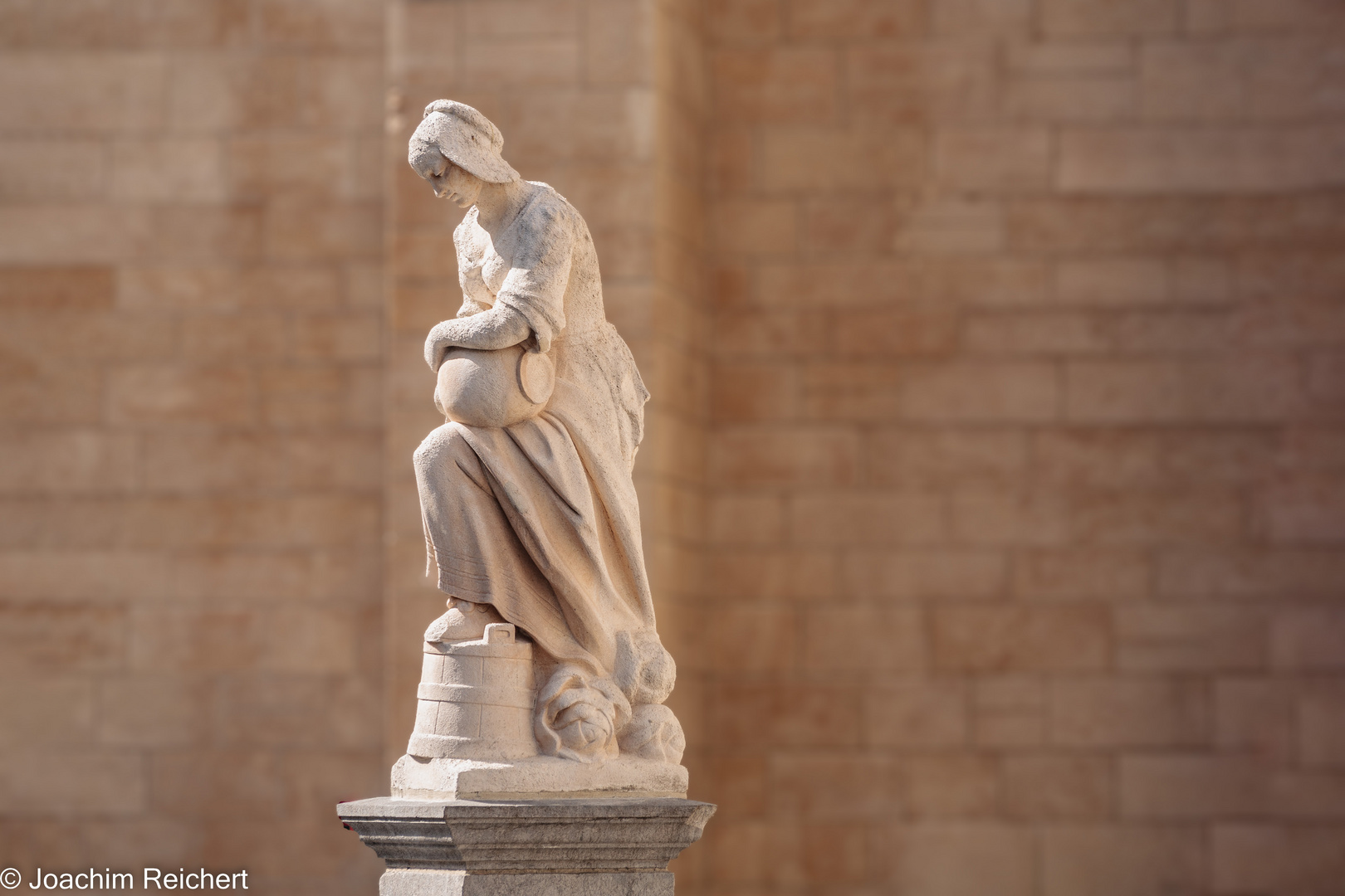 La laitière, monument à l'église Saint-Nicolas dans le centre historique de Bruxelles. 