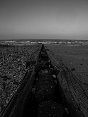 La ligne vertical vers l'horizon 