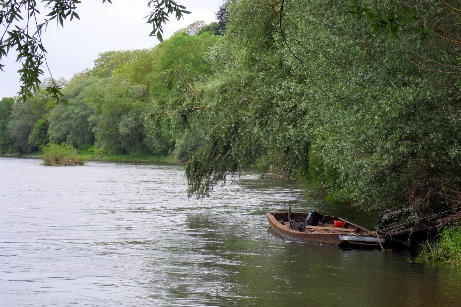 la Loire à Nevers , quai des Eduens